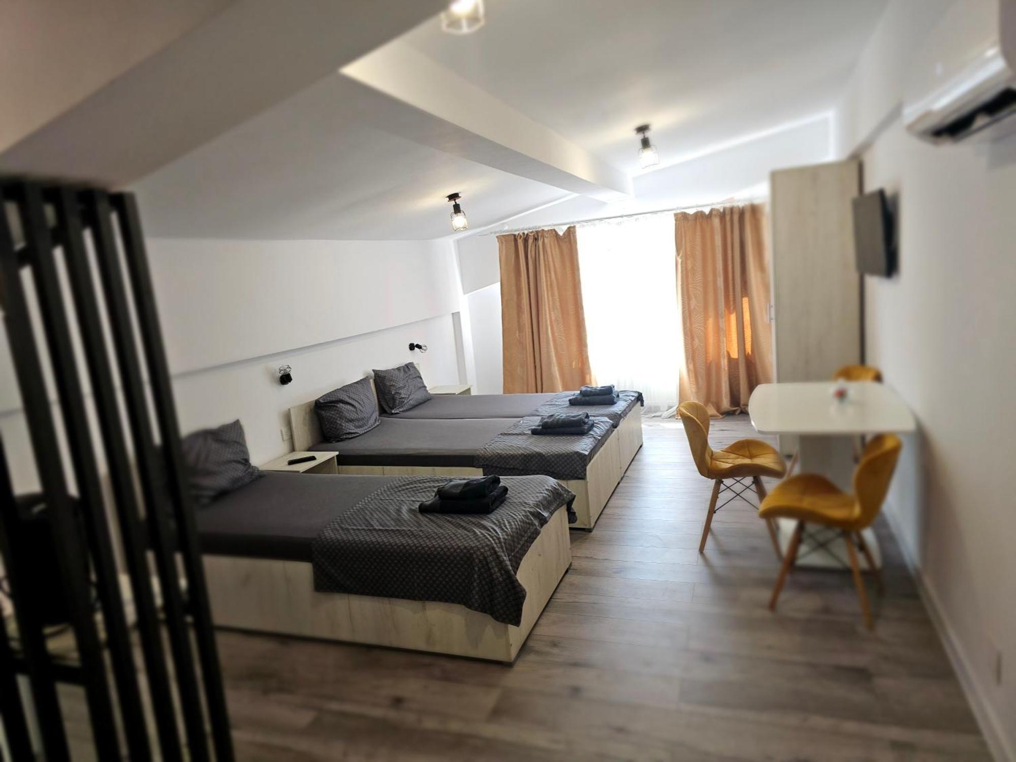 Didi Apartament Крайова Екстериор снимка